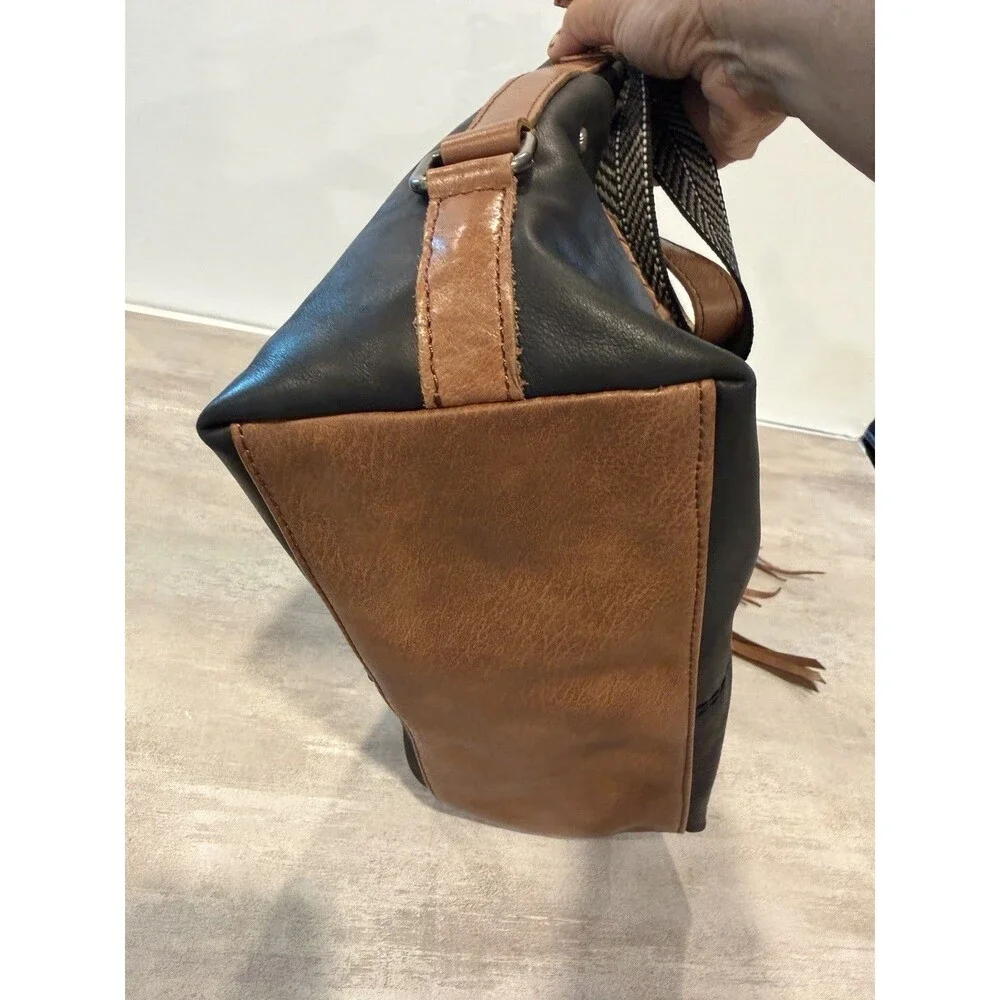 The Sak Ashland Black Leather Bucket Bag Crossbody Hobo